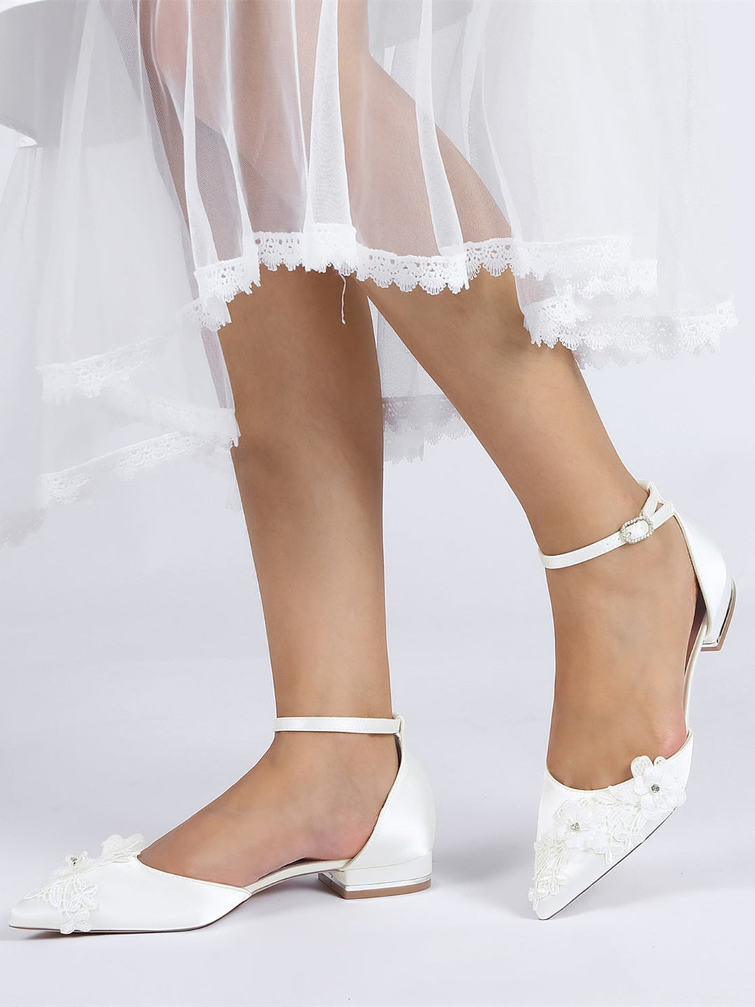 Chaussures de Mariage pour Femmes en Dentelle à Talon Plat et Bout Pointu pour Demoiselle D'Honneur