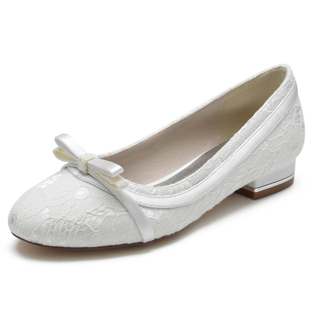 Chaussures de Mariage pour Femmes en Satin de Soie avec Nœud en Dentelle et Talon Bas et Bout Fermé