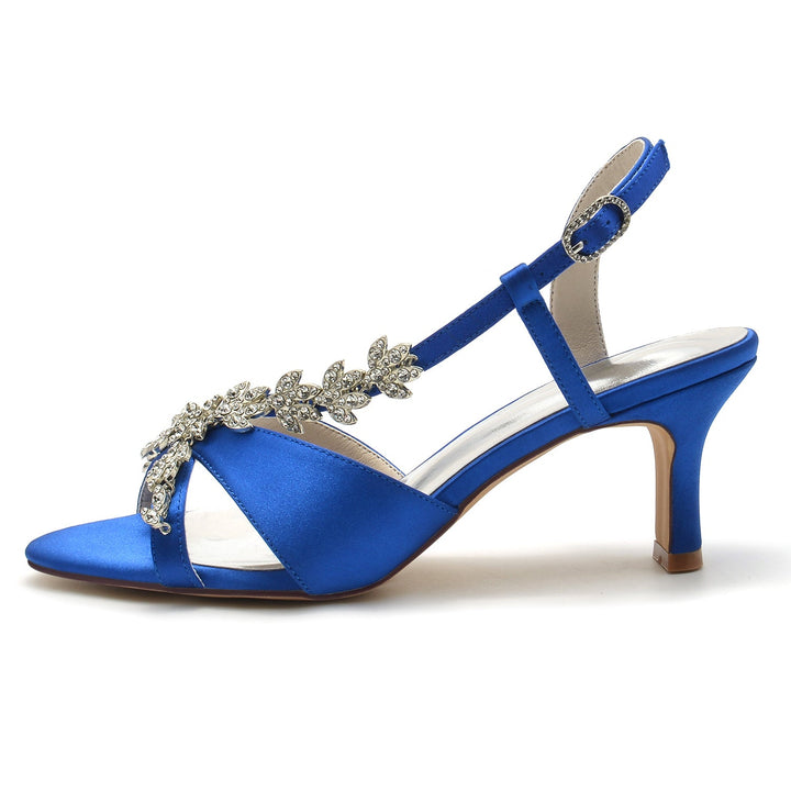 Chaussures de Mariage pour Femmes avec Strass Délicats et Talon Moyen et Boucle à Bout Ouvert