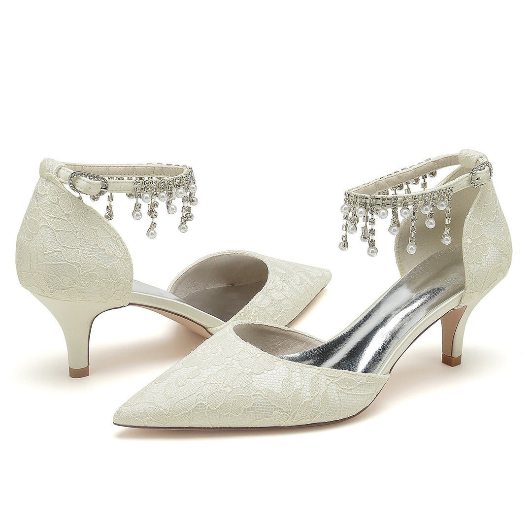 Chaussures de Mariage pour Femmes en Dentelle avec Perles et Talon Moyen et Bout Pointu avec Boucle